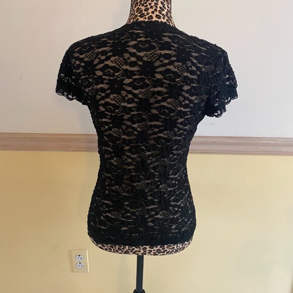 Ann Taylor Women's Black Lace Beaded Cap Sleeve Top Lined K6 - Picture 3 of 4